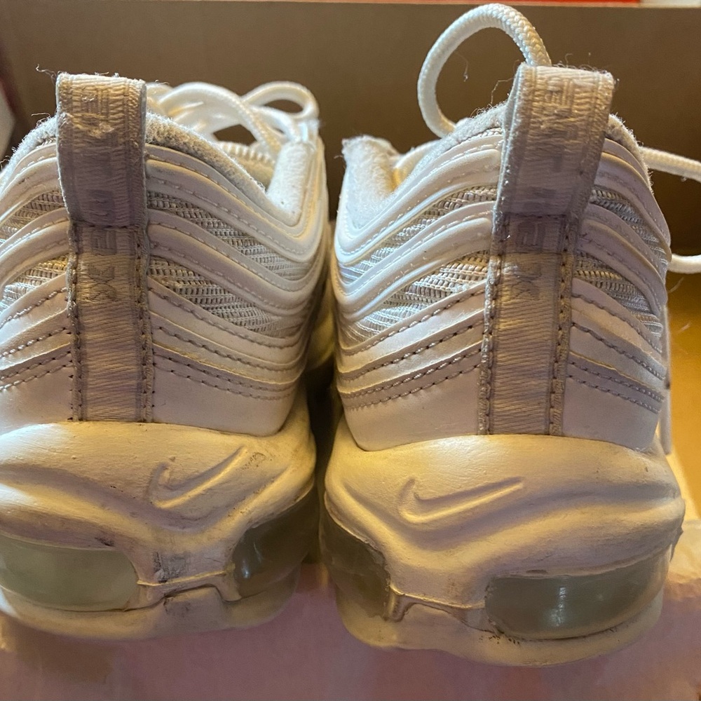 Nike Air Max 97. Women’s size 8.5. In great condition! - Picture 7 of 9